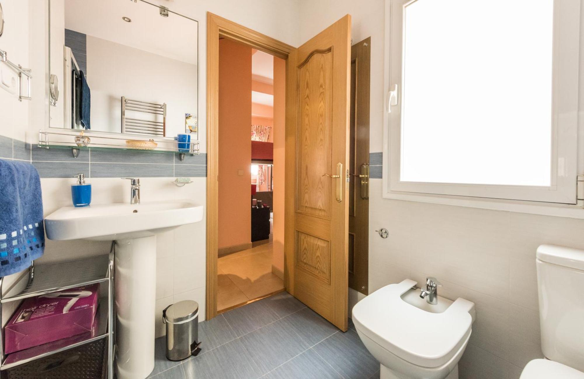 Apartamentos Madrid Xxxiii - Alojamiento De Temporada Ruang foto