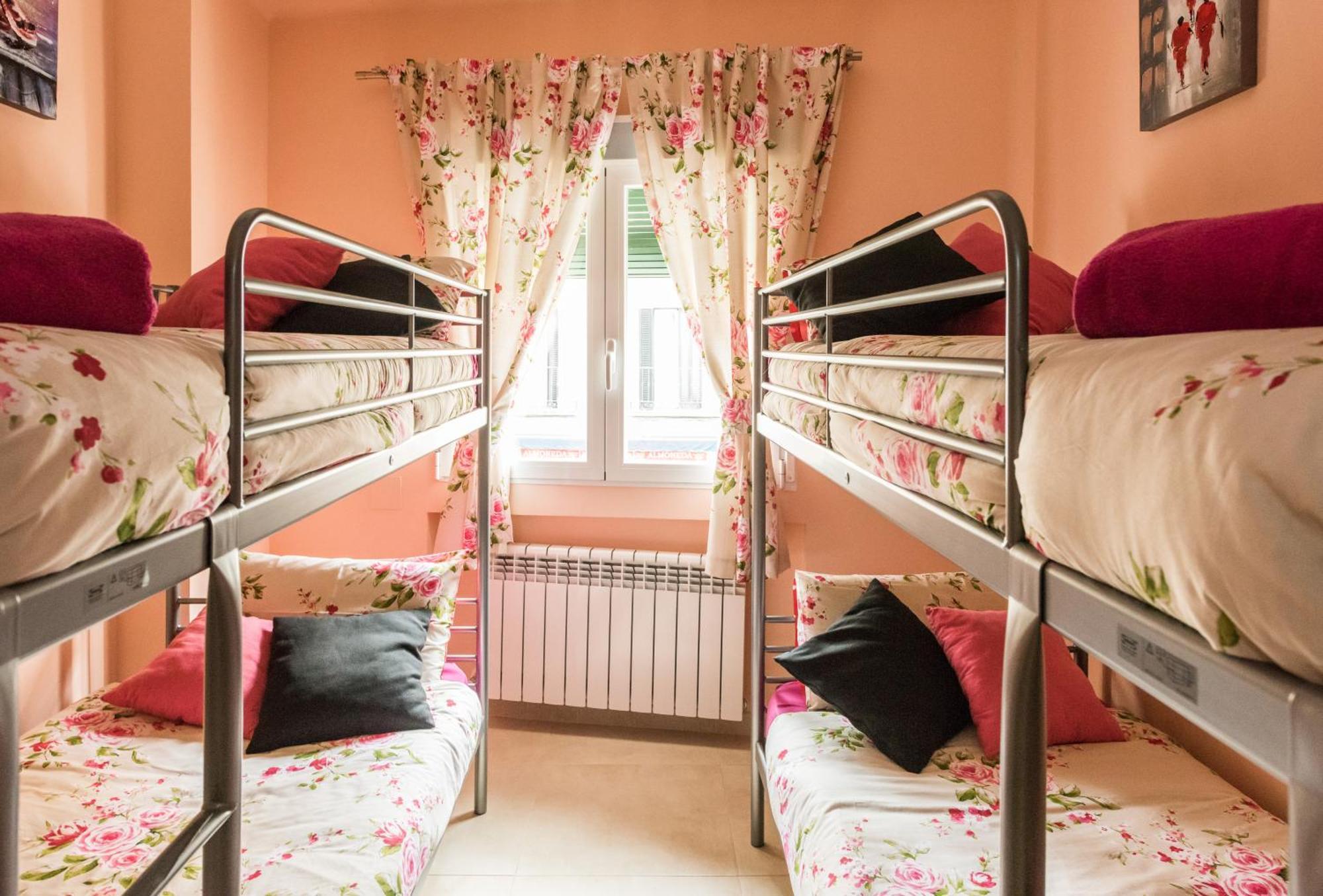 Apartamentos Madrid Xxxiii - Alojamiento De Temporada Ruang foto