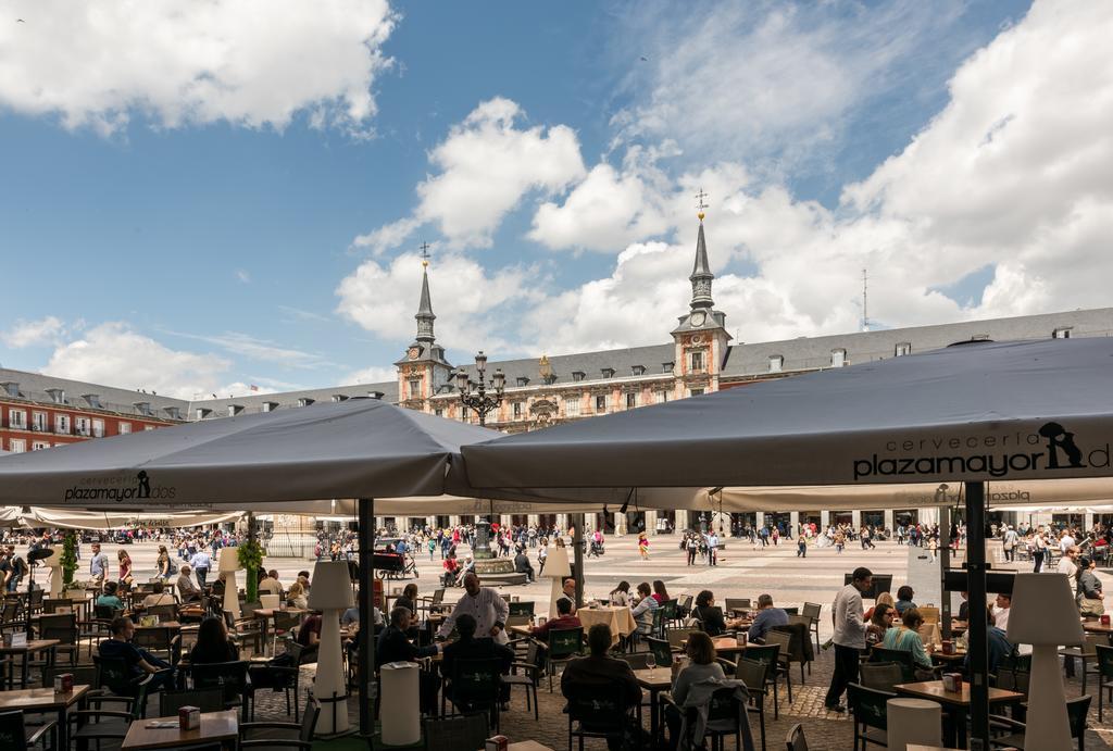 Apartamentos Madrid Xxxiii - Alojamiento De Temporada Bagian luar foto
