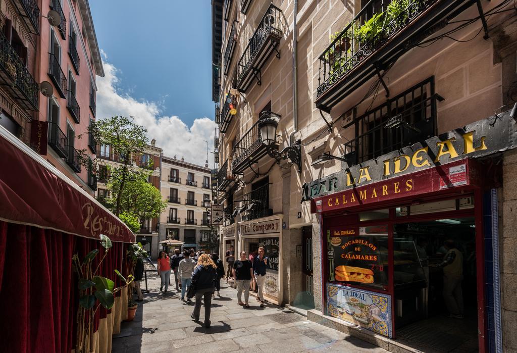 Apartamentos Madrid Xxxiii - Alojamiento De Temporada Bagian luar foto