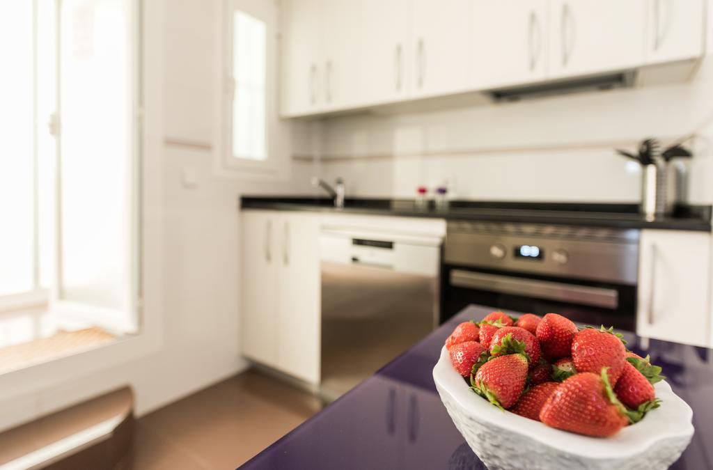 Apartamentos Madrid Xxxiii - Alojamiento De Temporada Bagian luar foto