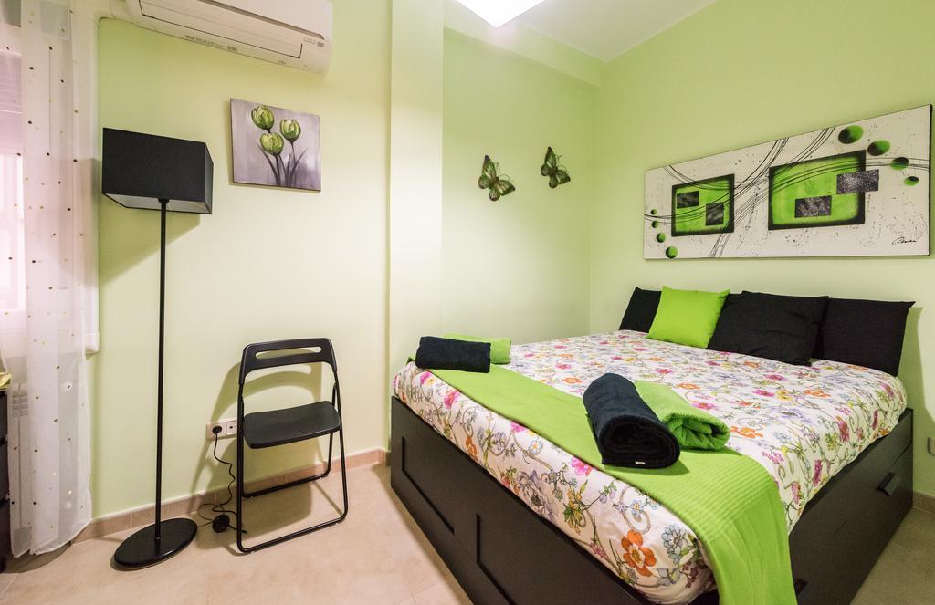 Apartamentos Madrid Xxxiii - Alojamiento De Temporada Bagian luar foto